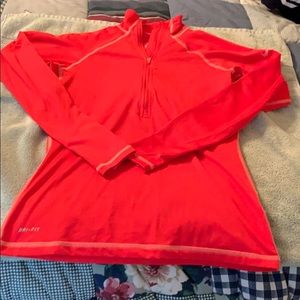 Nike Pro 1/2 Zip Running Pullover